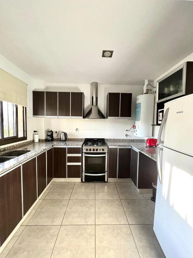 Luminoso Departamento En Zona Residencial Apartman Mendoza Kültér fotó