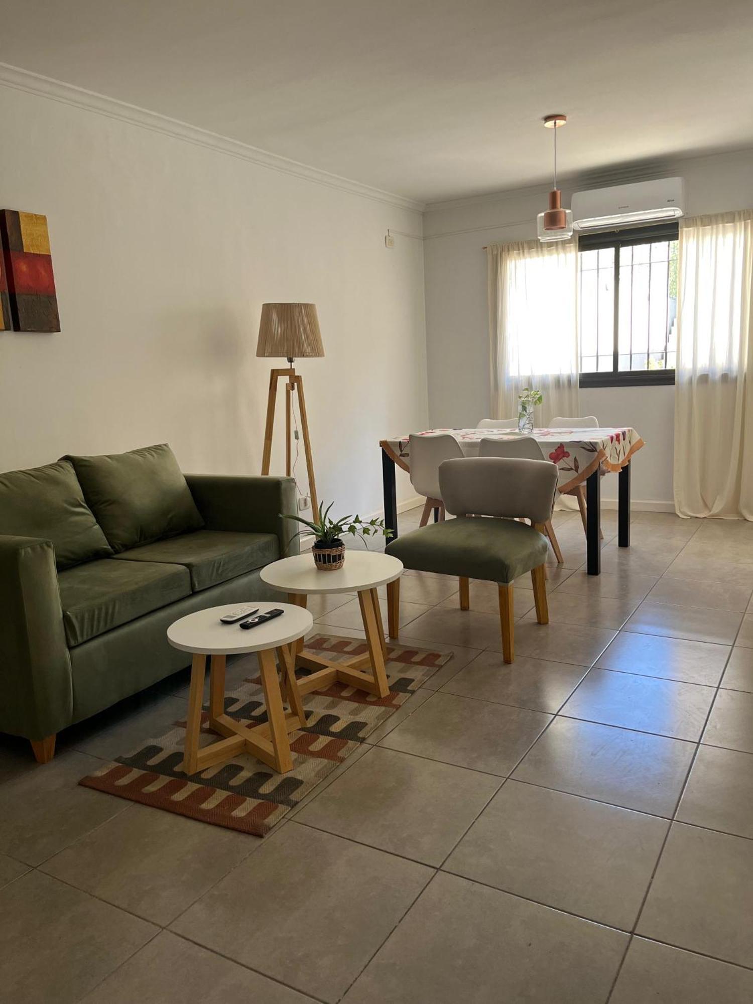 Luminoso Departamento En Zona Residencial Apartman Mendoza Kültér fotó